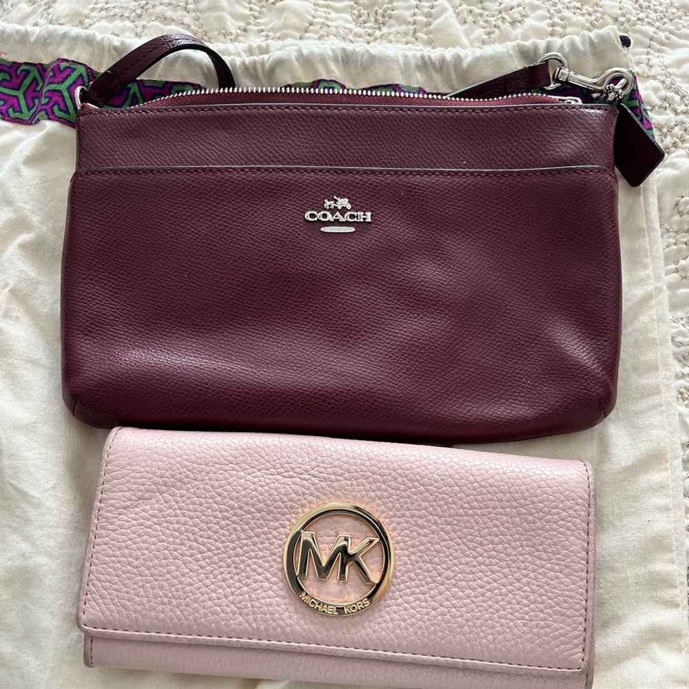 Oxblood Coach Wristlet